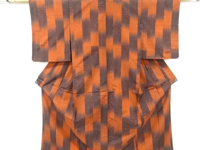 アンティーク　絣縞に変わり横段模様織り出し手織り節紬着物